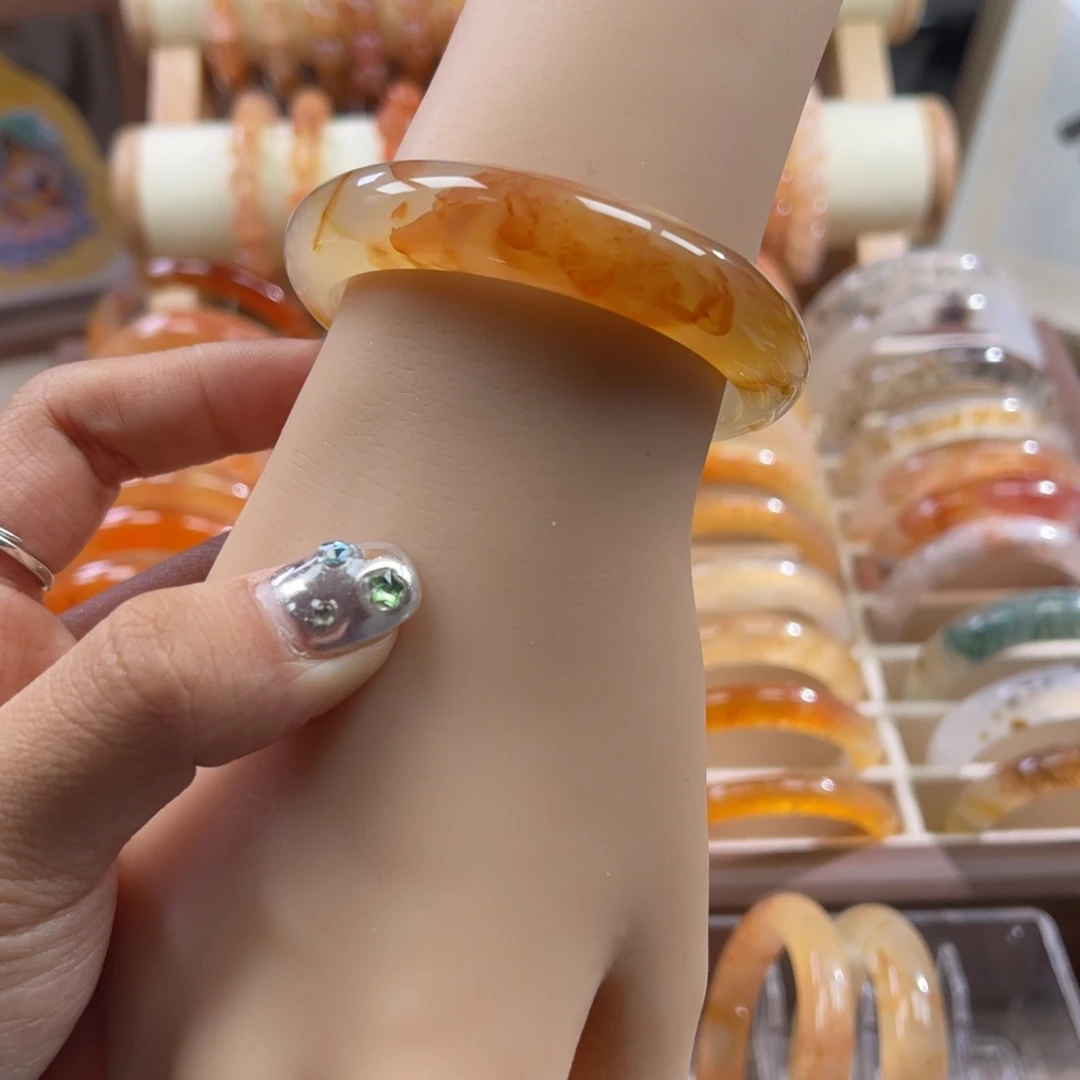 手镯玛瑙/玉髓合金54