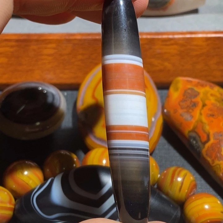 玛瑙/玉髓未镶嵌颈饰