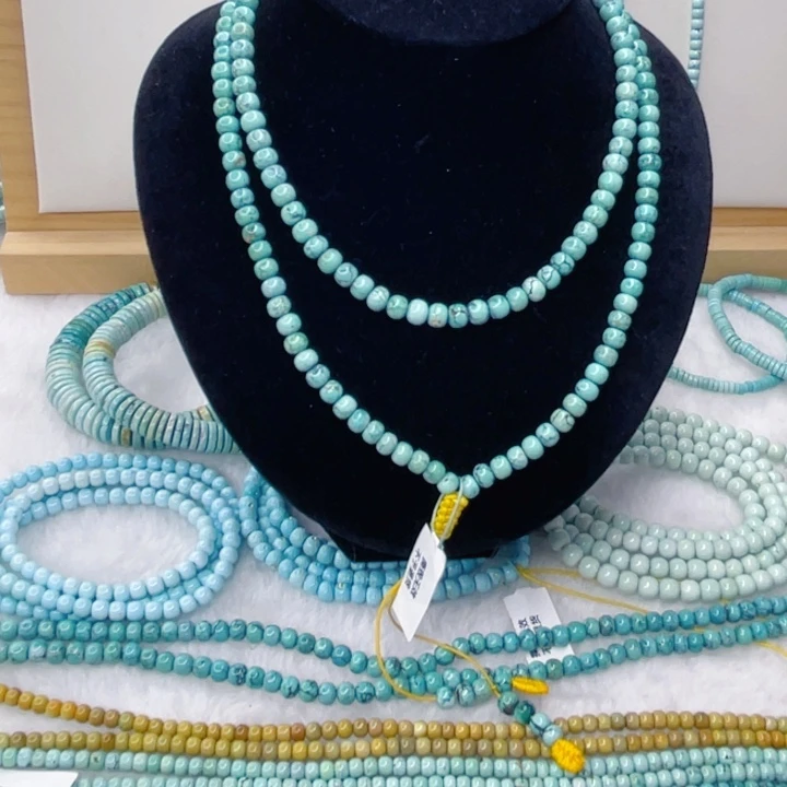 绿松石未镶嵌颈饰