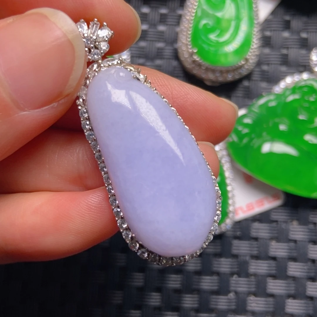 翡翠银S925镶嵌颈饰福瓜吊坠