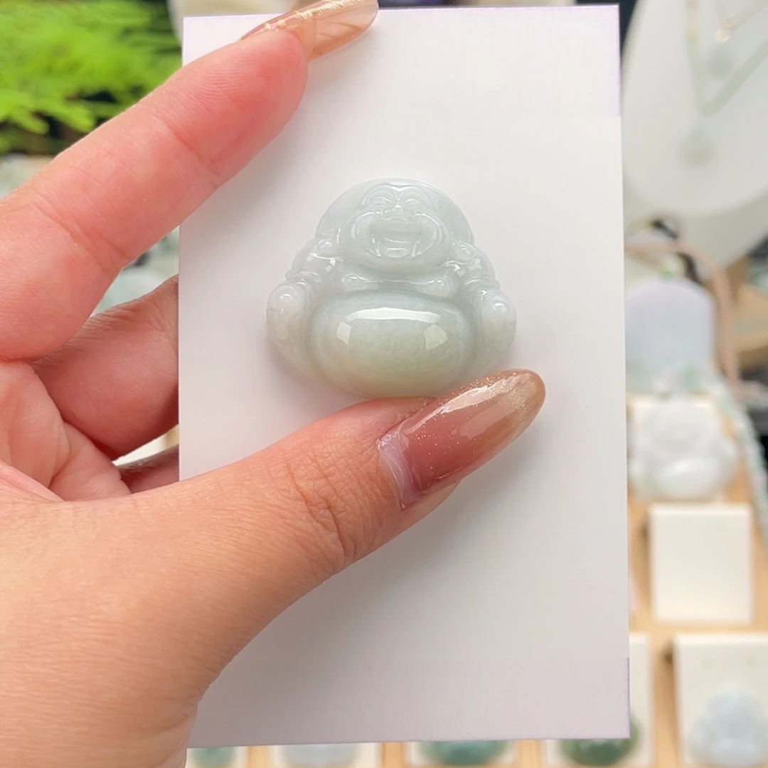 翡翠未镶嵌颈饰佛公