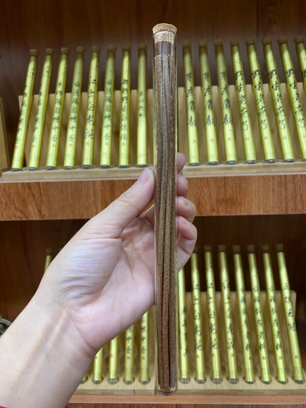 新人礼物-手工树根老棋楠线香 到手1管 花香蜜甜LZ