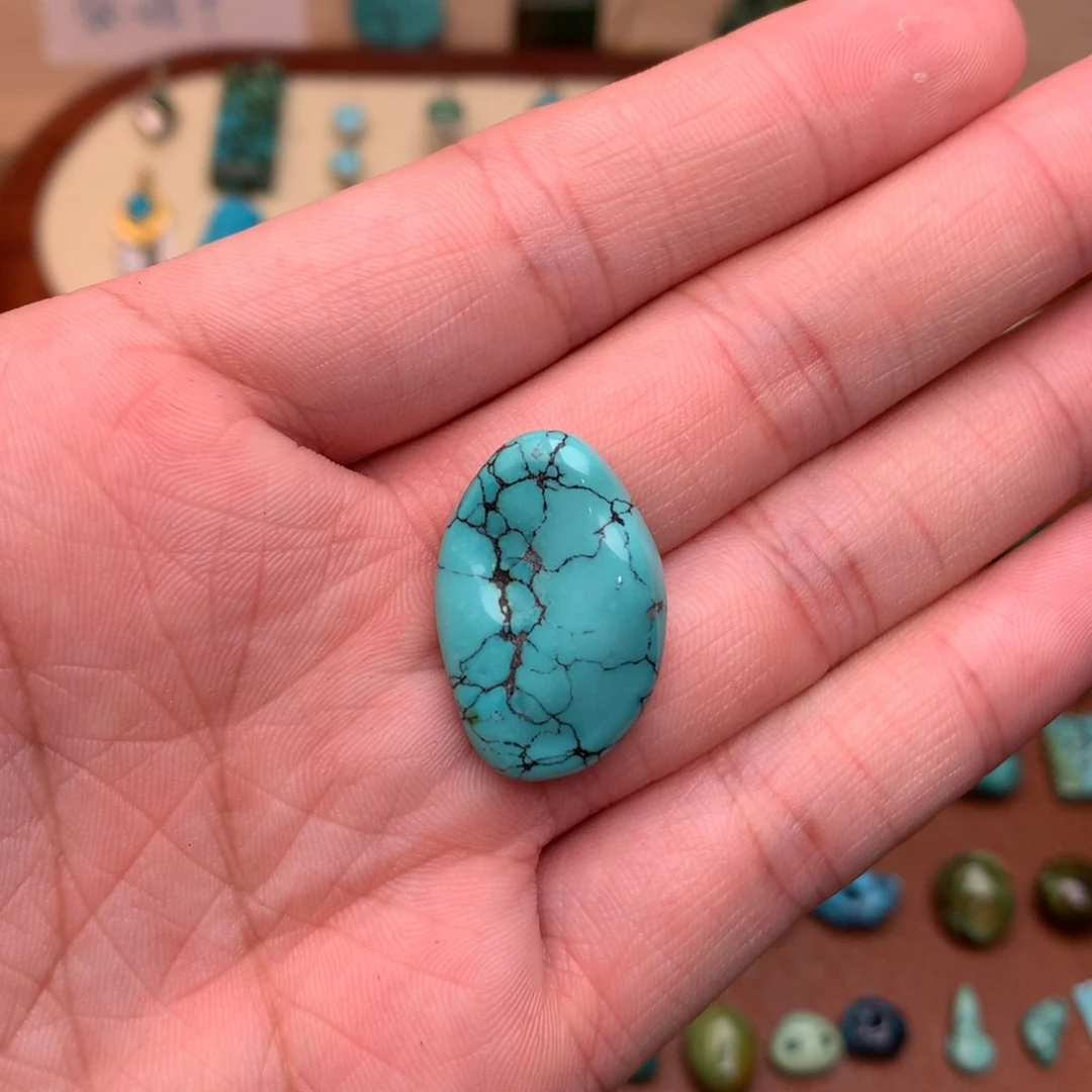 未镶嵌绿松石珠宝奇石