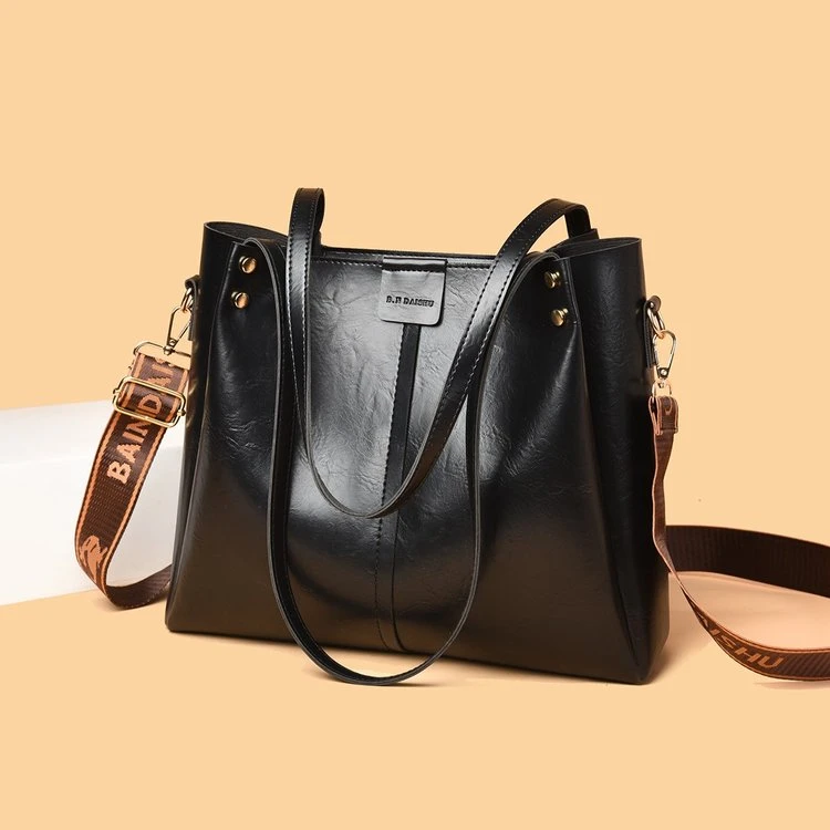 新款经典时尚单肩斜挎包包8579黑色