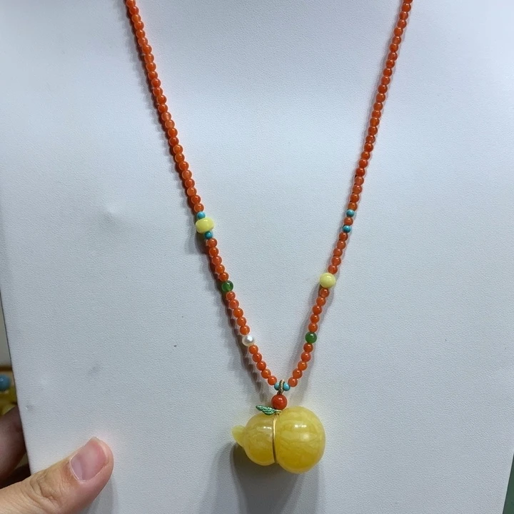蜜蜡未镶嵌颈饰吊坠