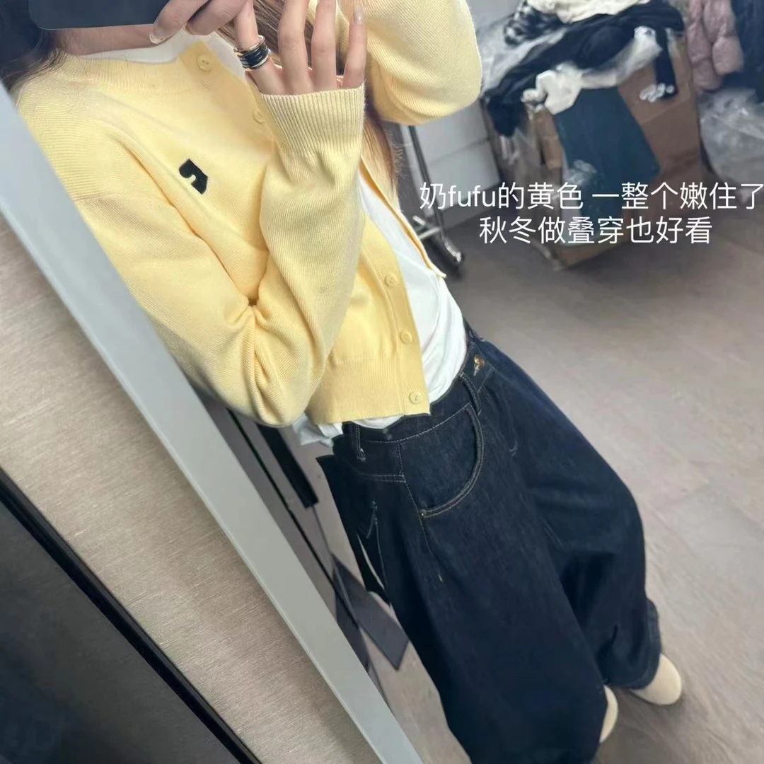 徐秋阳  爱丽丝甜梦  百搭时尚休闲设计感显瘦显白毛衣YM180-