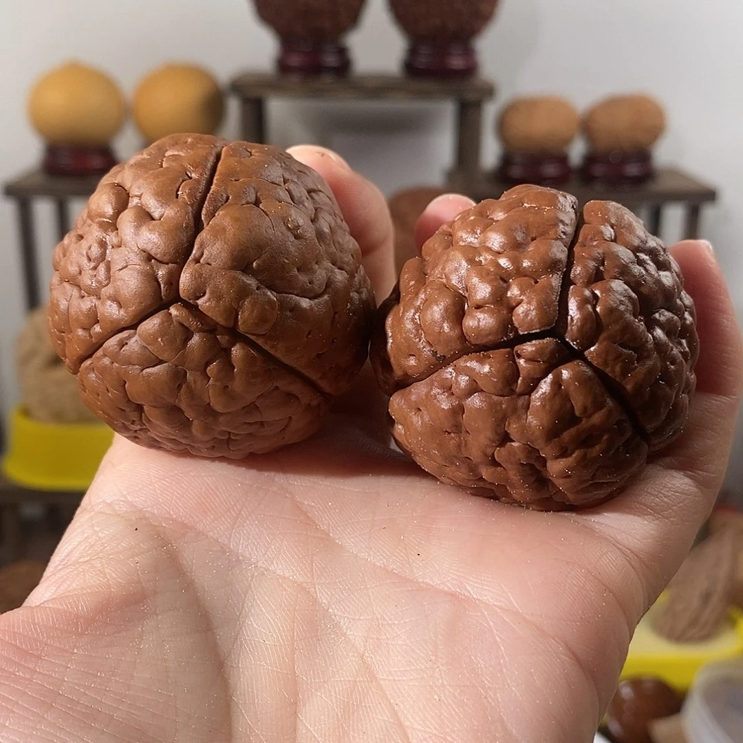 吊坠文玩核桃江**豆三瓣脑纹金刚练手45