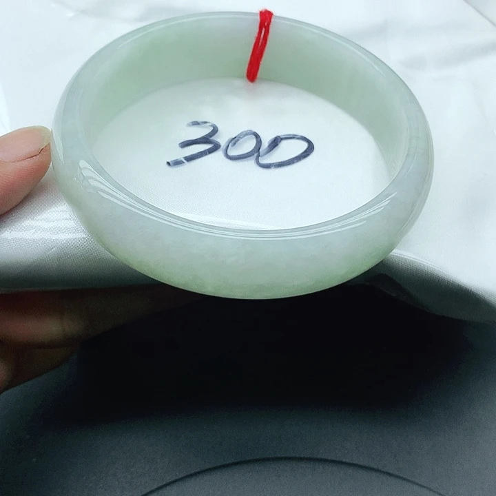 未镶嵌手镯翡翠007