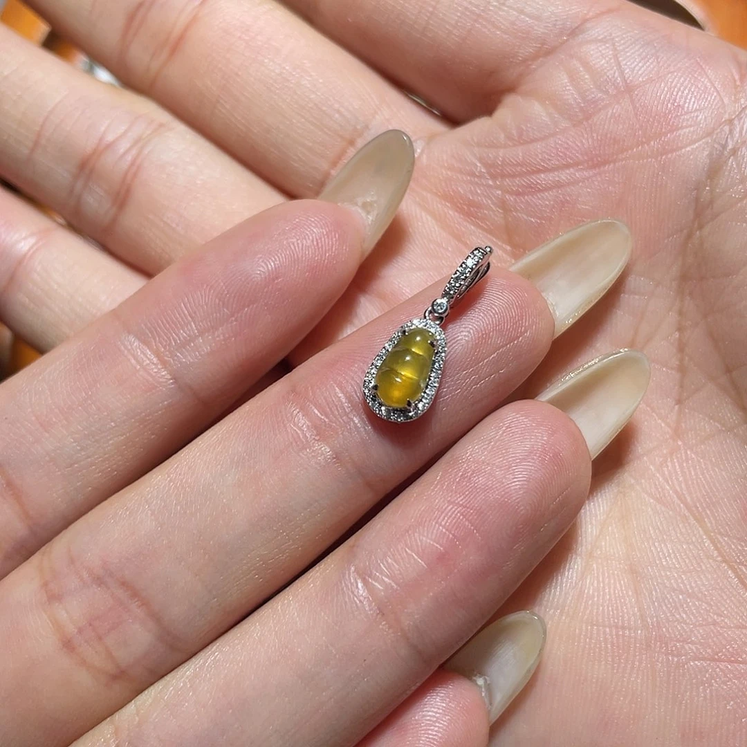 翡翠18K金镶嵌吊坠(不含链)