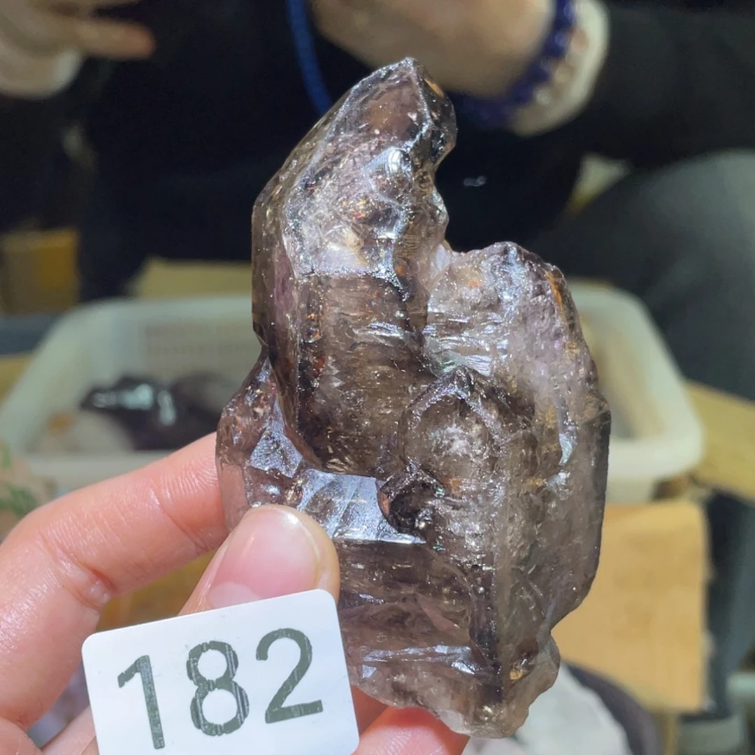 珠宝半成品水晶未镶嵌