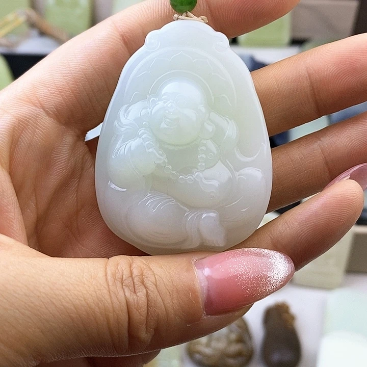 和田玉未镶嵌颈饰俄白带翠开口笑佛公精美吊坠