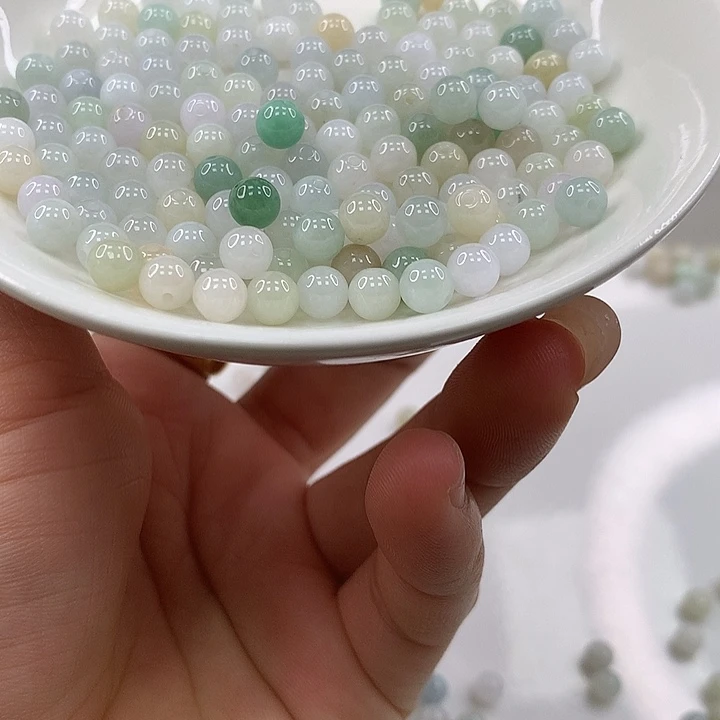 翡翠散珠翡翠散珠卡5+.   100颗30元