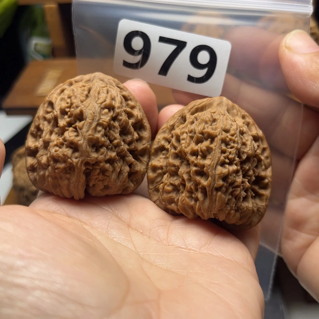 吊坠文玩核桃高炮三角41