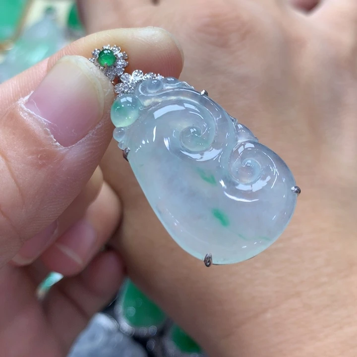 翡翠18K金镶嵌吊坠(不含链)