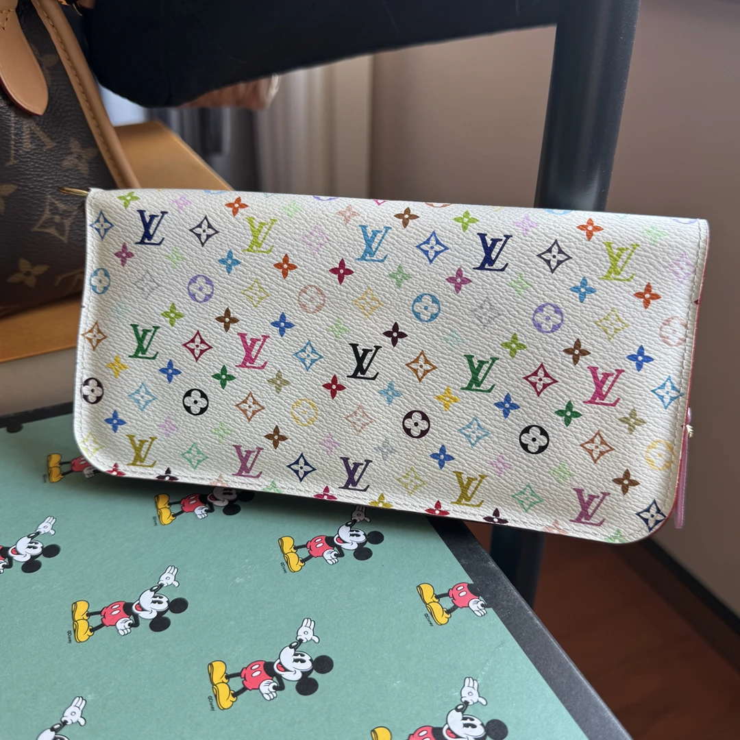95新 LouisVuitton/路易威登 白三彩手拿钱夹卡包/全原