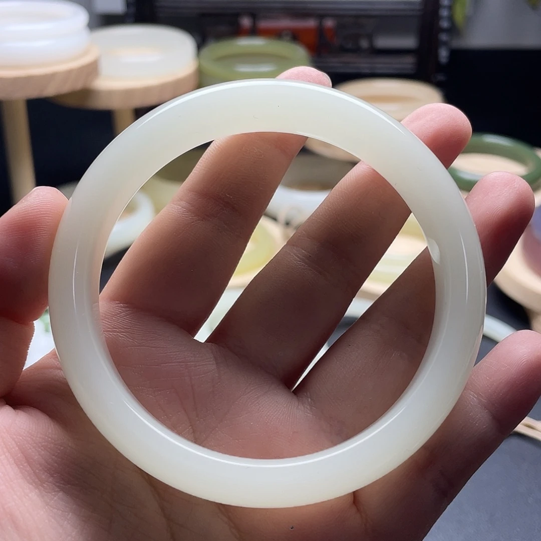 有***好66➕圈口正圈手镯暖白