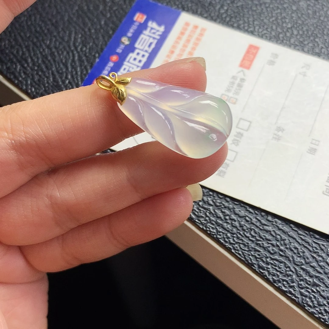 翡翠18K金镶嵌吊坠(不含链)叶子