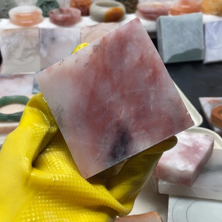 石英质玉未镶嵌定制