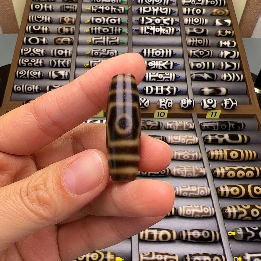 私***制玛瑙/玉髓（覆膜）未镶嵌颈饰