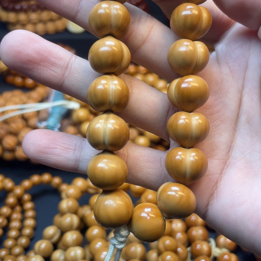 小***猫猴头核桃微瑕屁桃