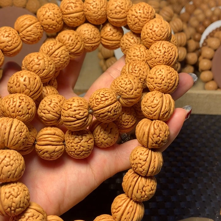 桃核手串问**多14号链接。。。。