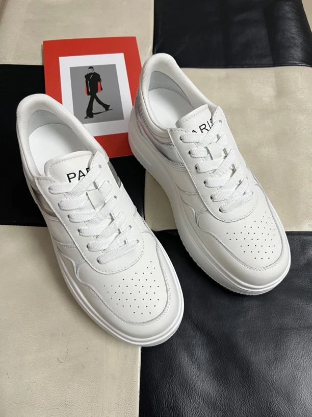 新款内增高轻便时尚爆款台湾版松羊胎皮舒服不重休闲鞋小白鞋女鞋