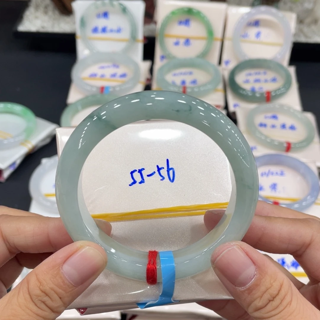 未镶嵌手镯翡翠缅甸翡翠天然翡翠