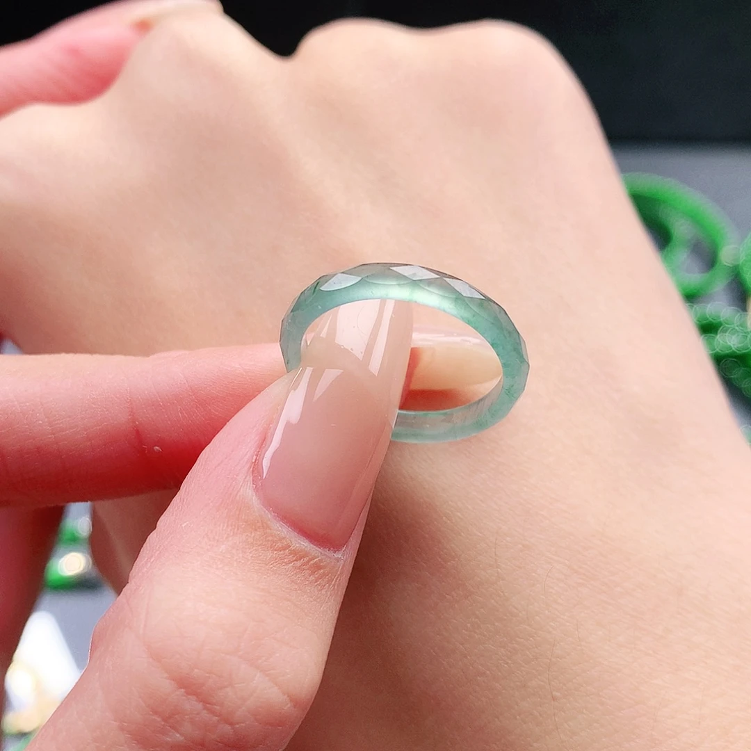 翡翠未镶嵌手串戒指