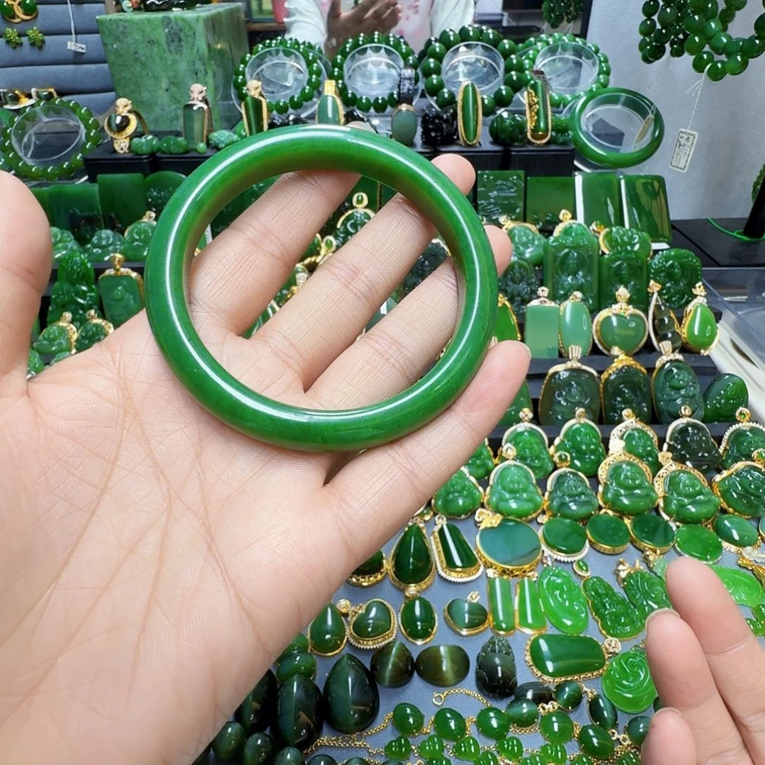 和田玉（碧玉）手镯未镶嵌我**界