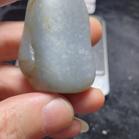 套链未镶嵌和田玉（糖玉）