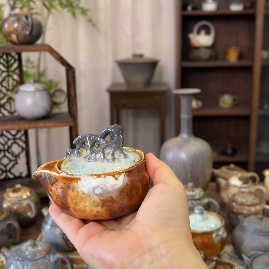 29手捏山石宝瓶精品