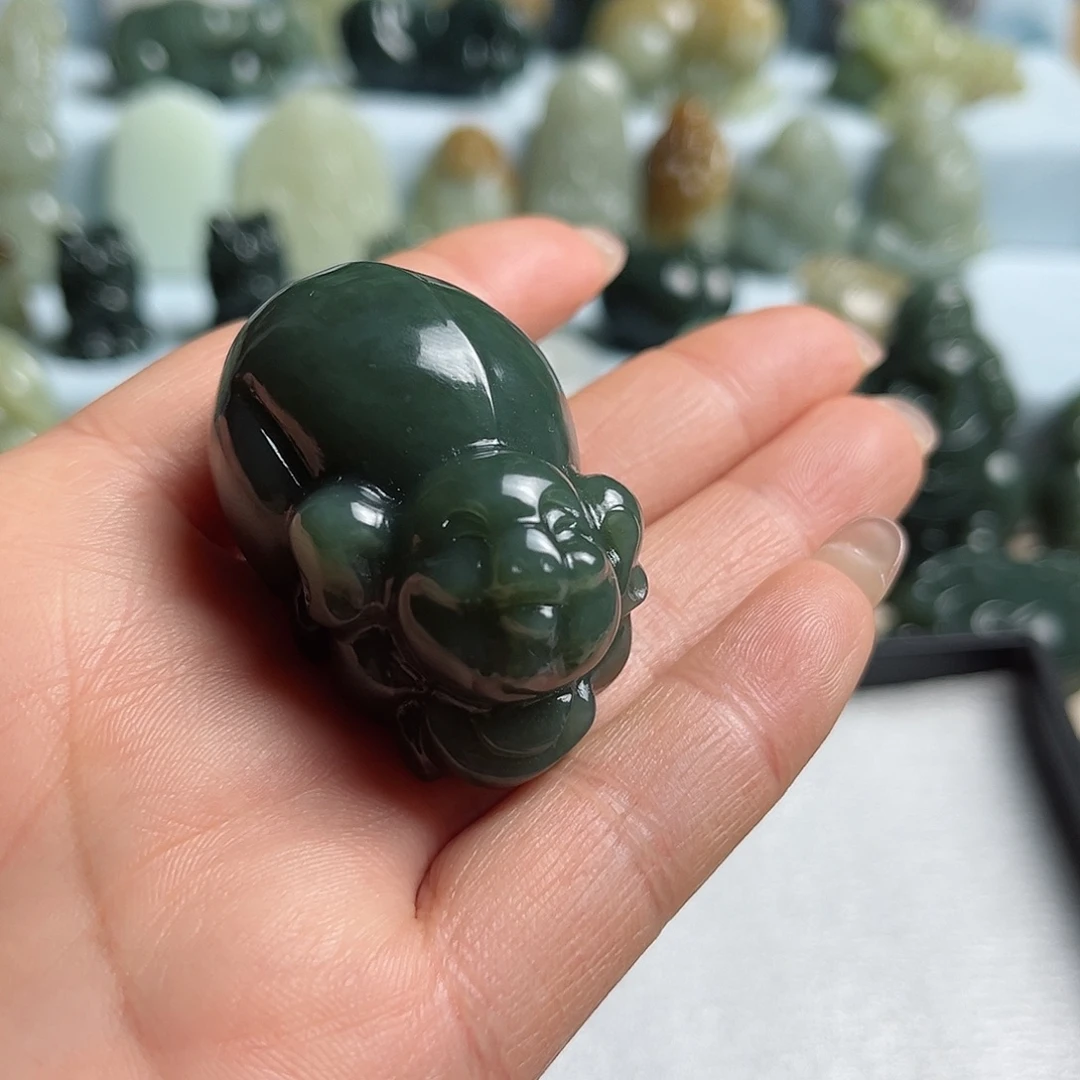 宿***店和田玉未镶嵌挂件