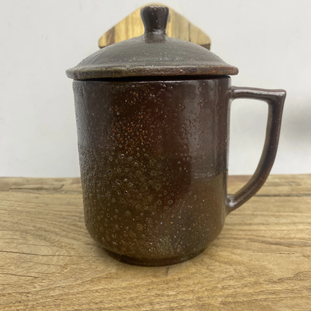 窑宝红色带盖马克杯（480毫升，非遗技艺，手工制作，有渗水期）