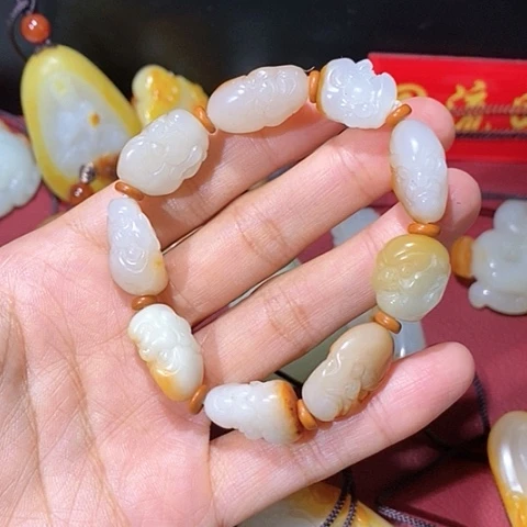 【闪购商品】未镶嵌和田玉挂件强