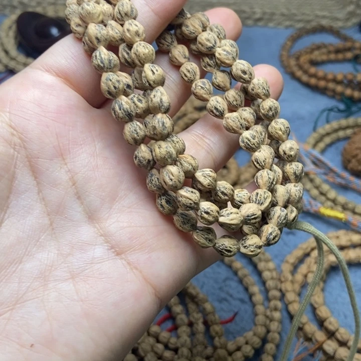 【闪购商品】吊坠柏香籽/百香籽