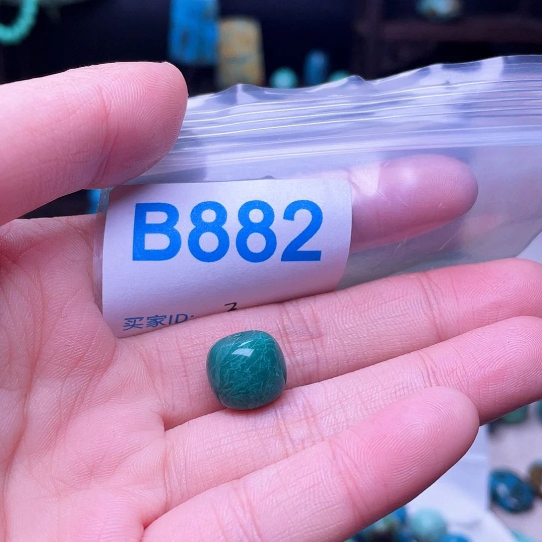 Z***G十堰原生态绿石头特色手工配饰