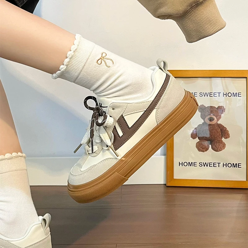 回力板鞋2025秋季新款女鞋美拉德风帆布鞋休闲百搭ins复古厚底鞋