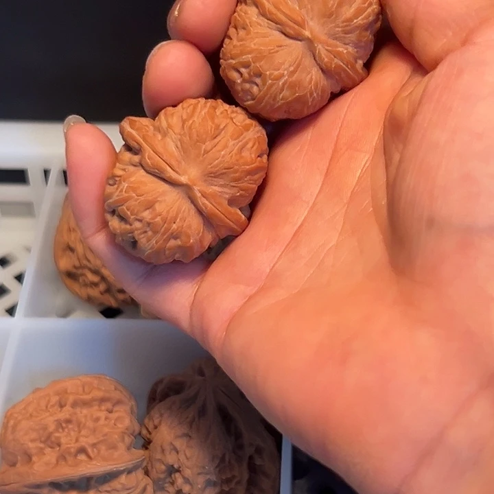 迷***眸吊坠文玩核桃文玩核桃手把件