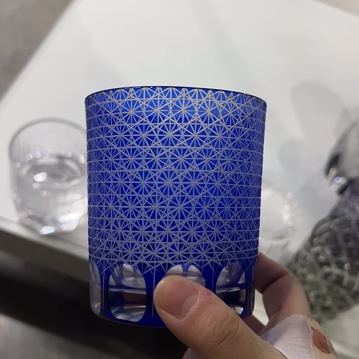 水晶玻璃平底款微瑕一个