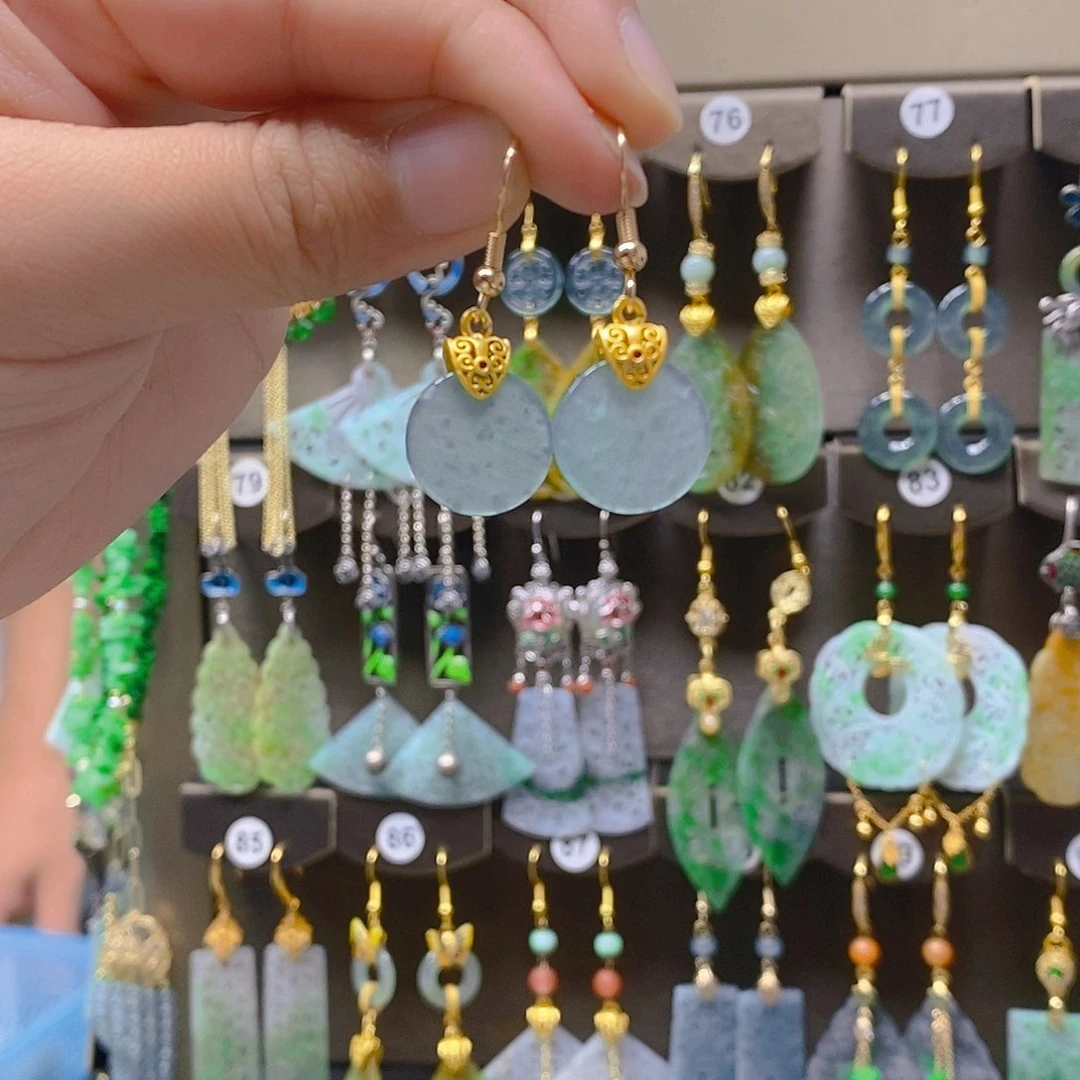 未镶嵌挂件翡翠翡翠