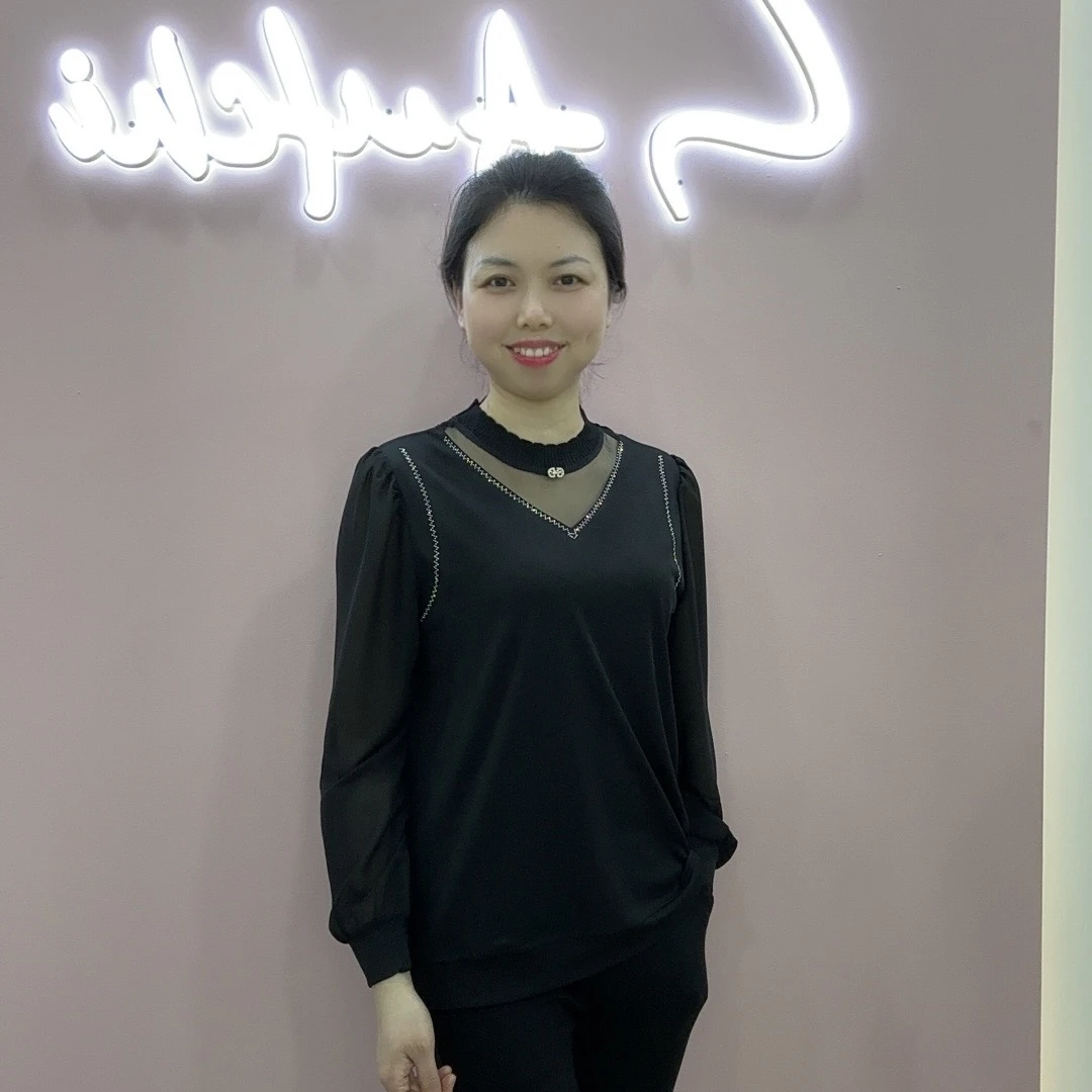 【姐妹服饰】【2507中领镂空烫钻】时尚百搭休闲长袖春季女士上衣