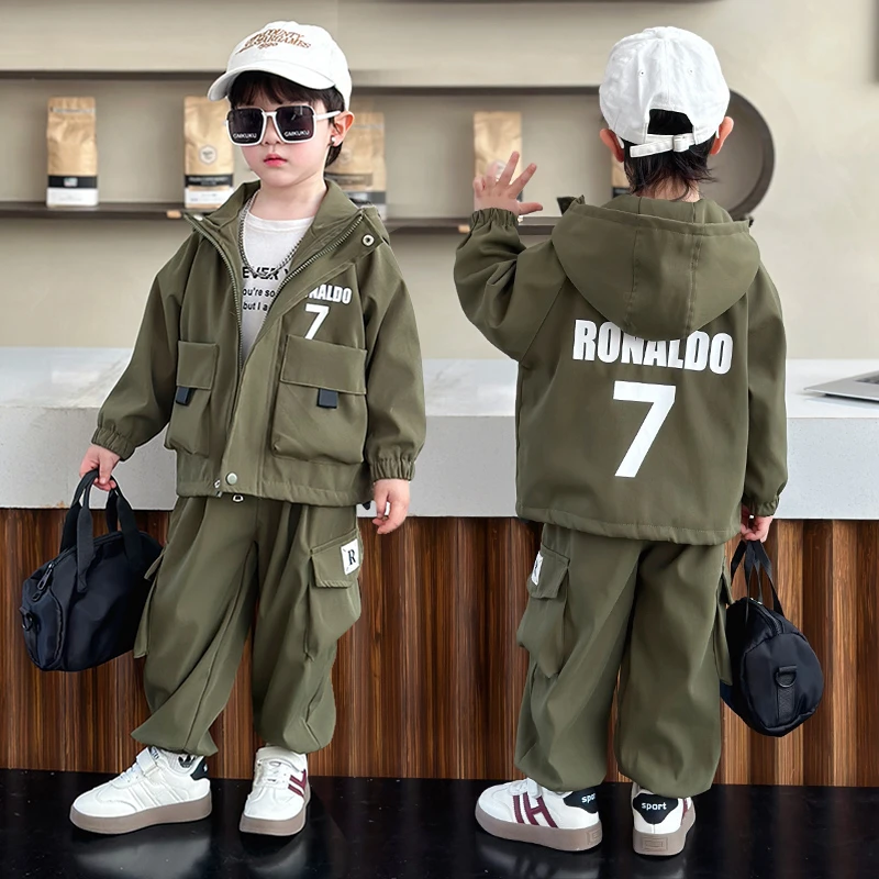 男童工装套装春秋2025新款痞帅宝宝秋装外套连帽上衣儿童秋季衣服