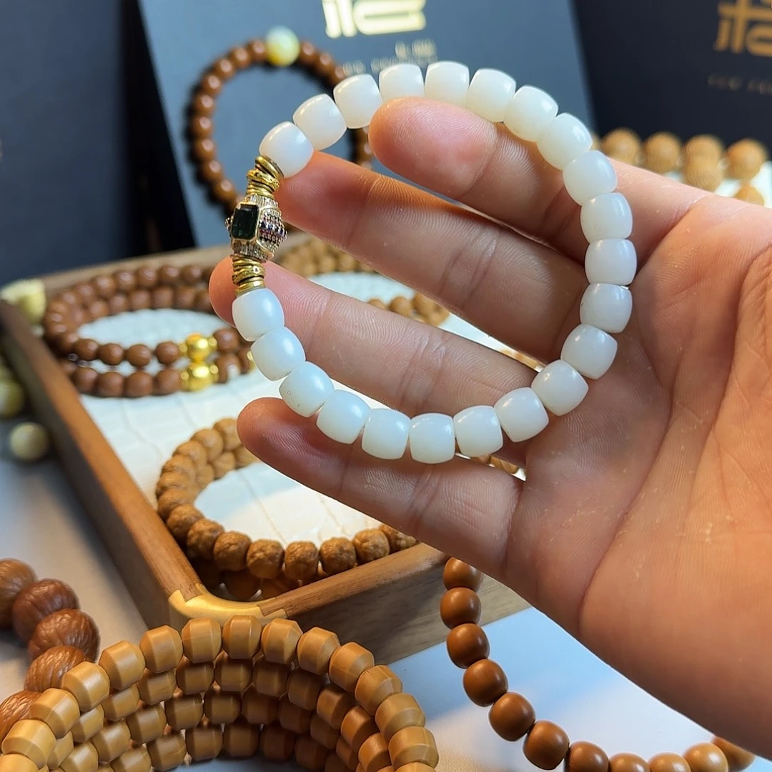 陆***文猴头核桃吊坠猴头猴头顶级直切单圈