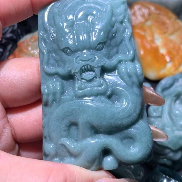 翡翠未镶嵌颈饰保真天然A货翡翠