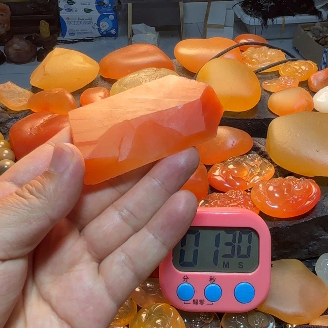 石英岩玉裸石未镶嵌珍*