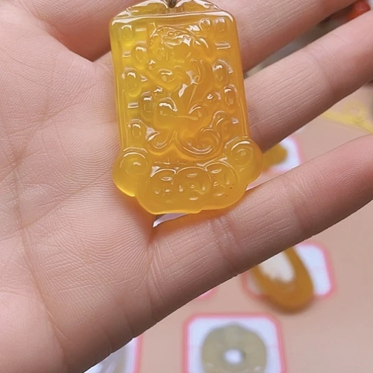 玛瑙/玉髓颈饰未镶嵌小**~
