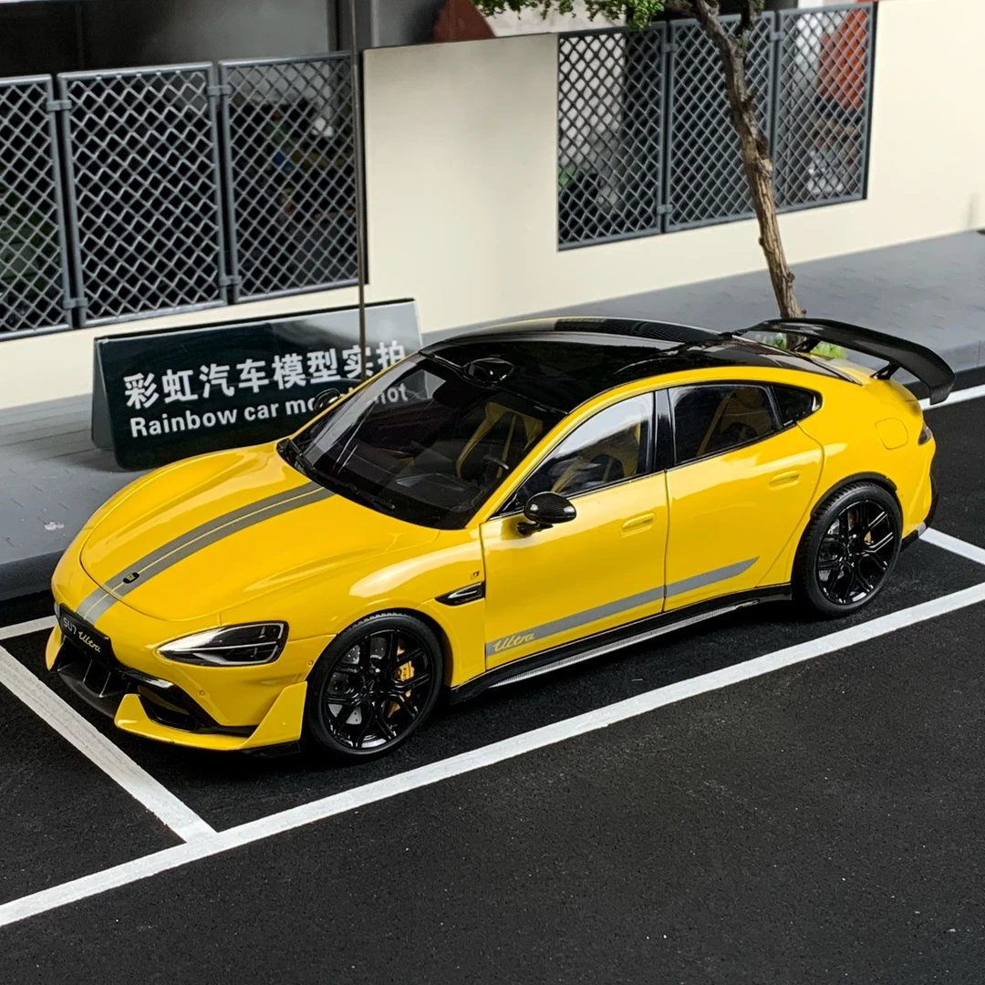 【现货】小米SU7 Ultra原厂正版授权1:18合金全开车模礼品珍藏摆件