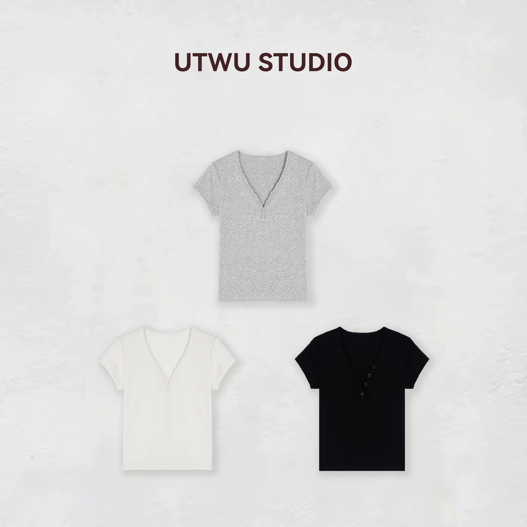 UTWU小敏「卡DA珊亨利T」夏季新品棉混纺百搭V领纽扣T恤S25T1035