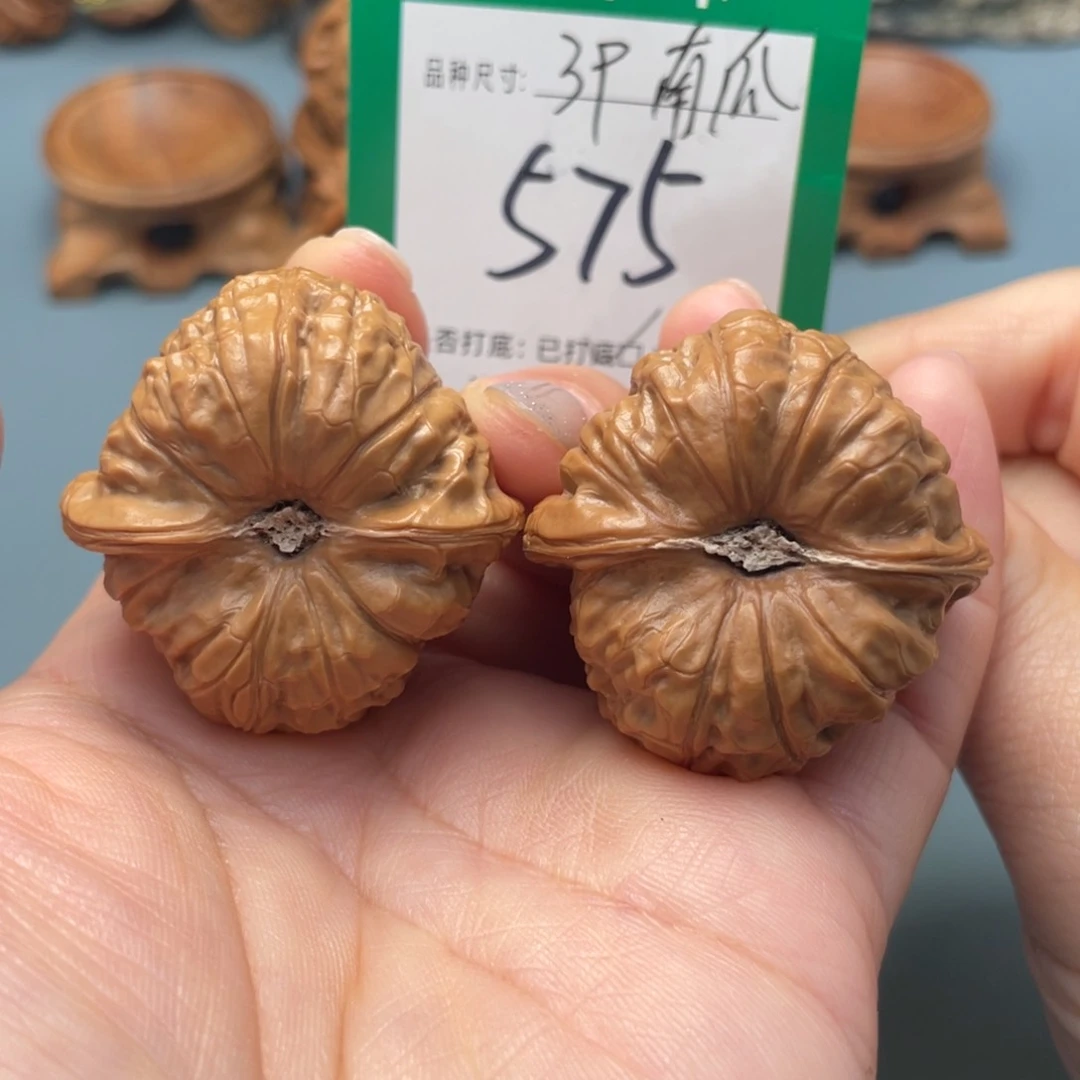 吊坠桃核文玩核桃