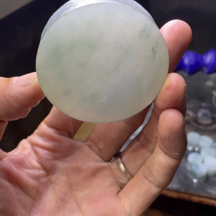 一***印定制翡翠未镶嵌边角料